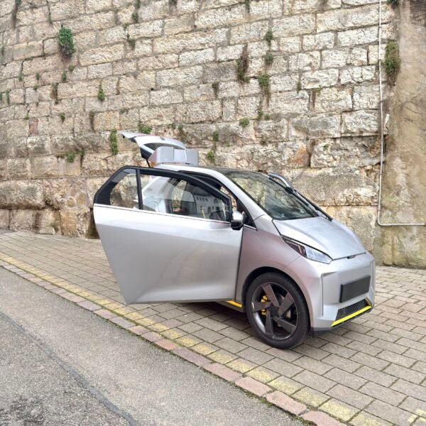 SWAPA ZIP 45km/h mini Elektromobil, Klimaanlage, Parkassistent, 2-Plätzer